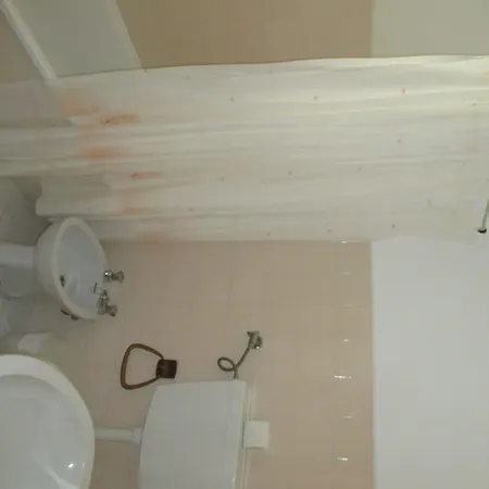 Club Hotel 3*